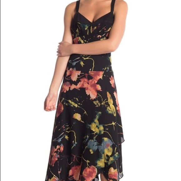 BCBGMaxAzria Dresses & Skirts - NWOT BCBG